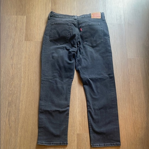 Levi's Black Wedgie Straight Leg Jeans with Knee Rip - Picture 6 of 7